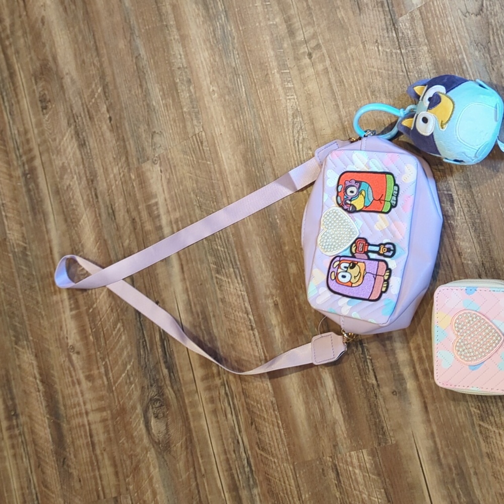 Bluey Across The Body Bag With Bag Charm With Matching Wallet - Picture 6 of 10